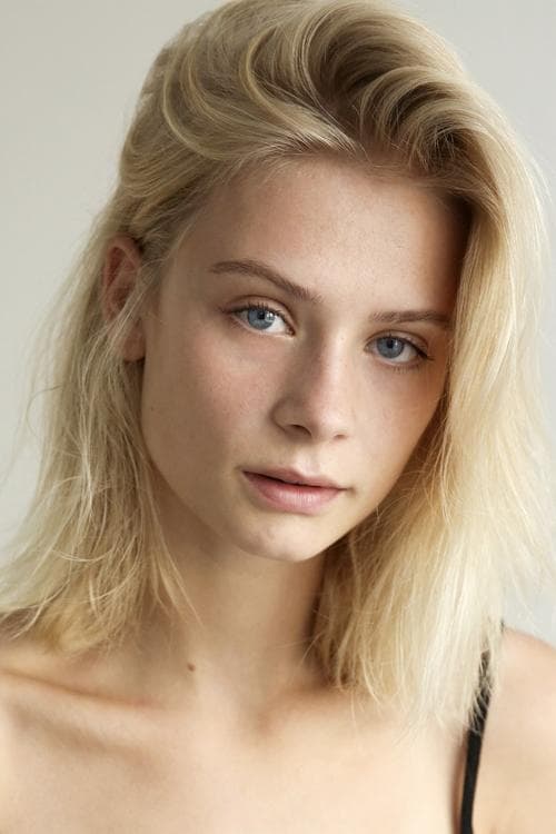 Clara Rosager headshot