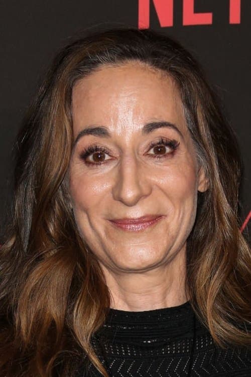 Laeta Kalogridis headshot