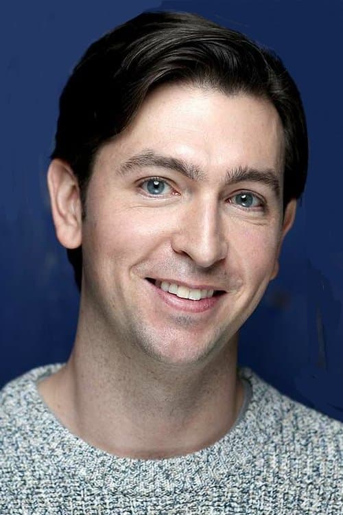 Nicholas Braun headshot