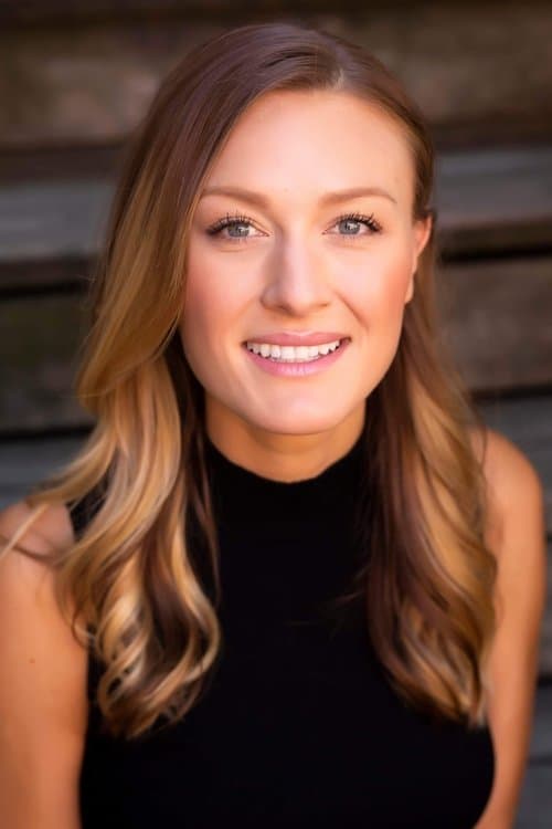 Alex Jade headshot
