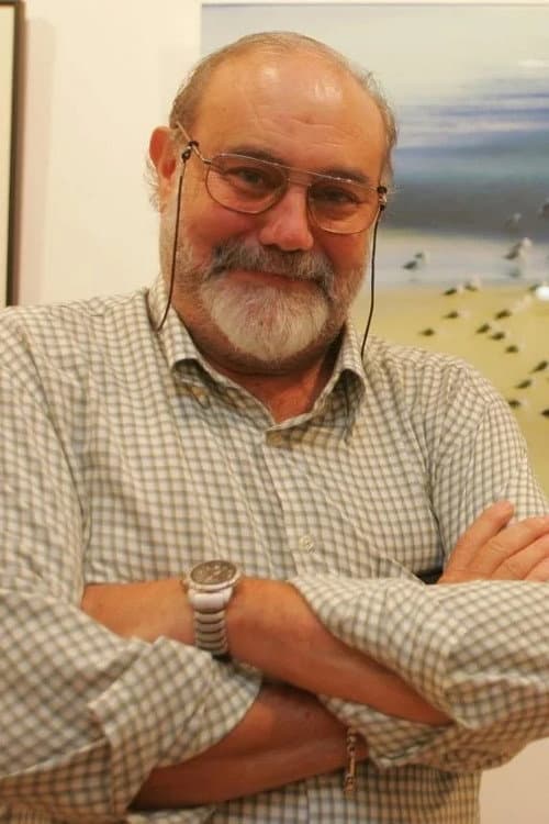 Carlos Suárez headshot