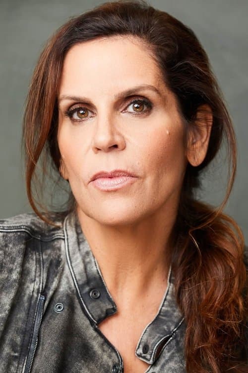 Lori Alan headshot