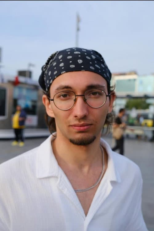 Efe Çetin headshot