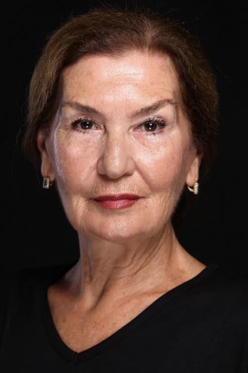 Nesime Alış headshot