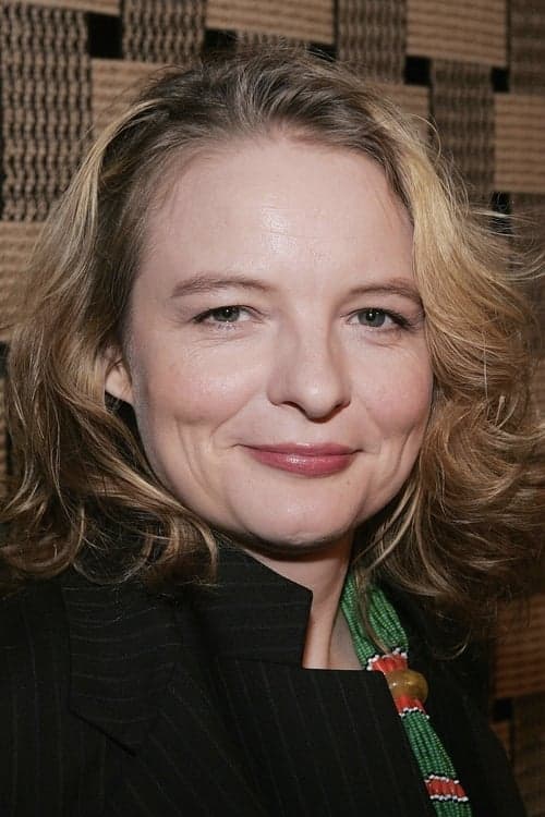 Cara Seymour headshot