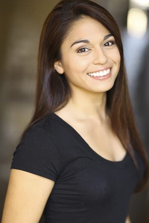 Andrea Andrade headshot