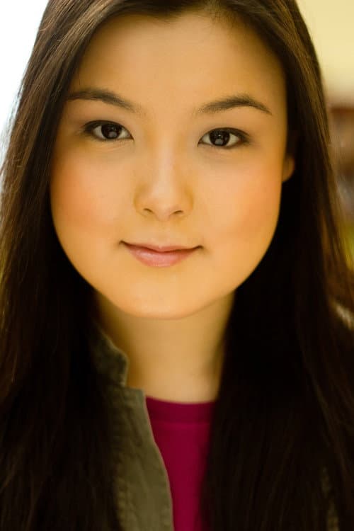 Olivia Oguma headshot