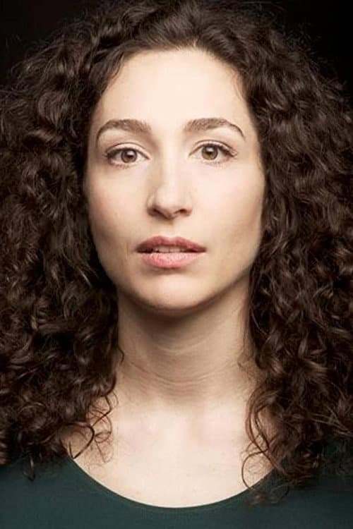 Avye Leventis headshot