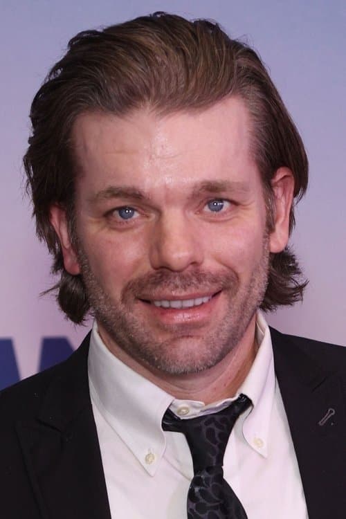 Ryan Homchick headshot