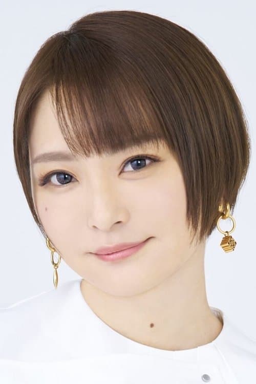 Shiori Izawa headshot