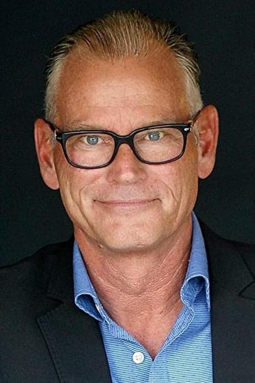 Stephen Brown headshot