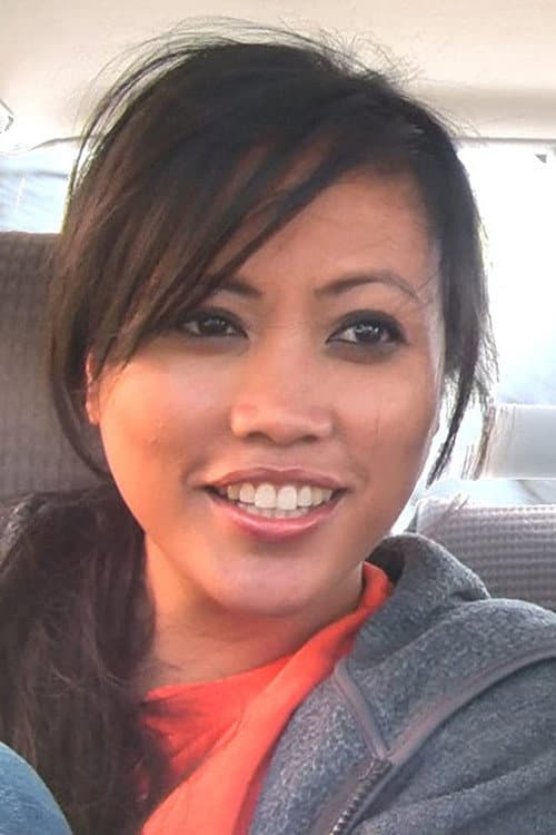 Joy Bisco headshot