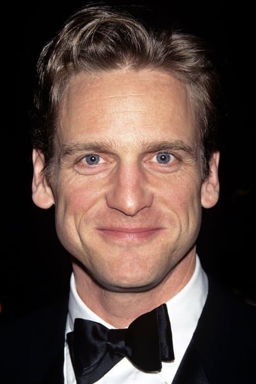 Daniel McDonald headshot