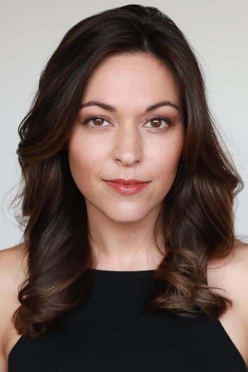 Juliana Hansen headshot