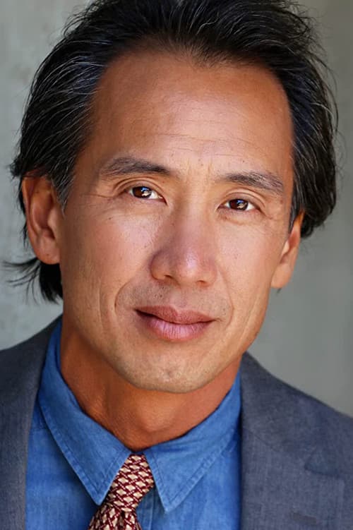 Tinpo Lee headshot
