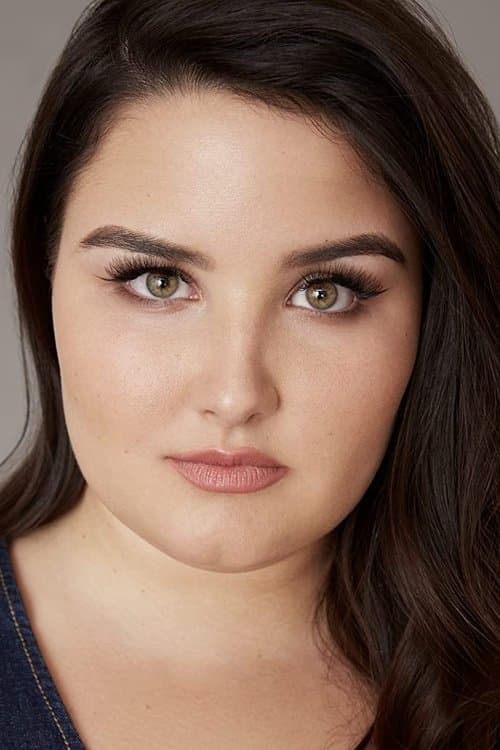 Isabella Amara headshot