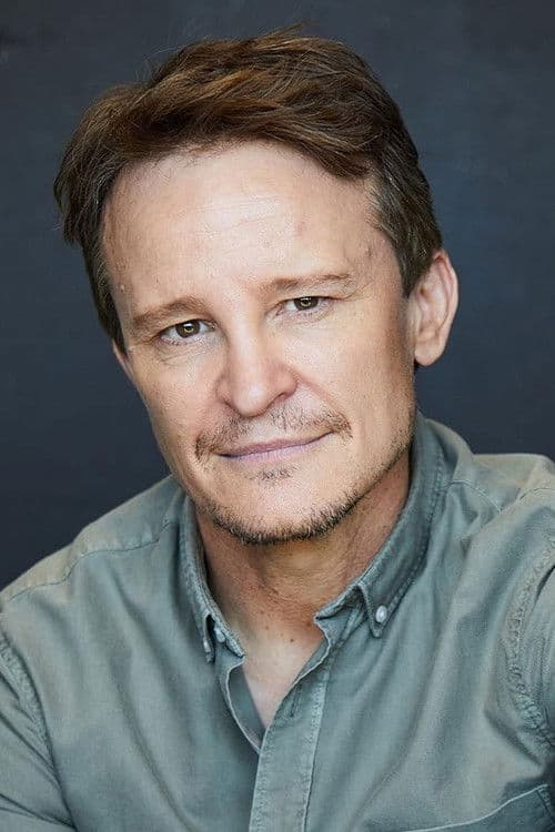 Damon Herriman headshot