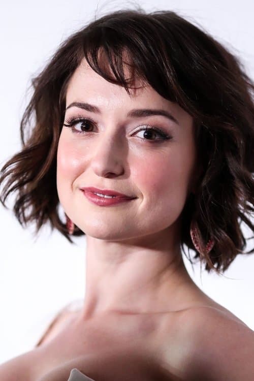 Milana Vayntrub headshot