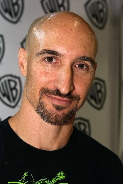 Scott Menville headshot