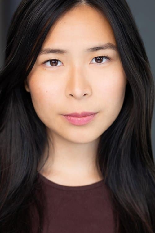 Alison Chang headshot