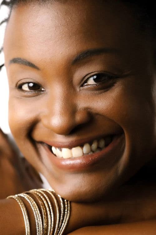 Sharon Brooks headshot