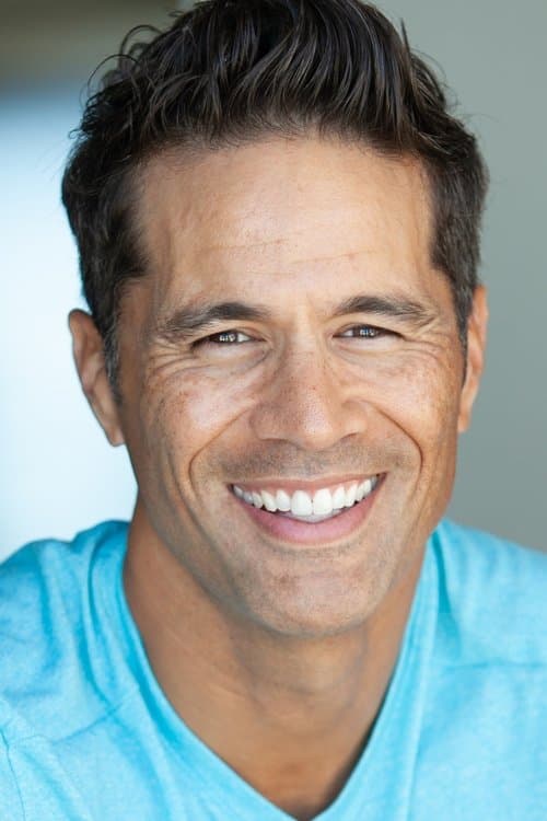 Ben Lomu headshot