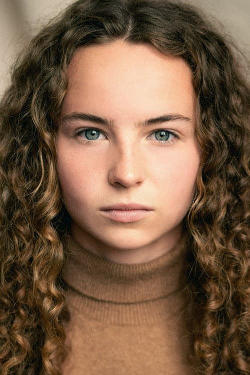 Hattie Gotobed headshot