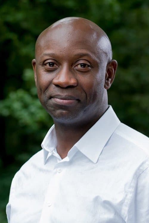 Israel Aduramo headshot