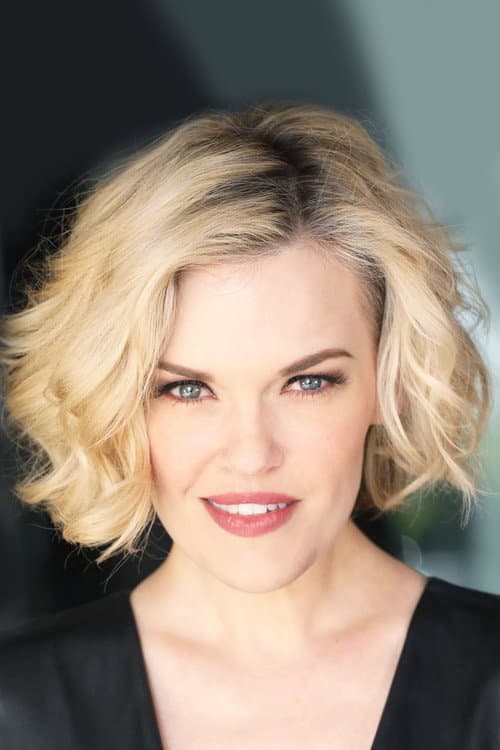 Kari Wahlgren headshot