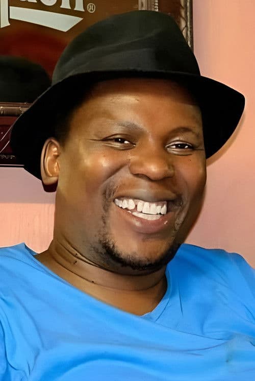 Mncedisi Shabangu headshot
