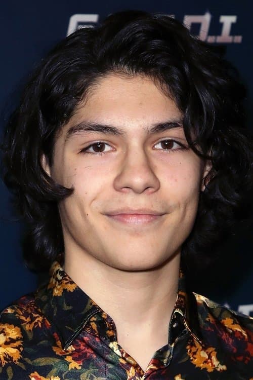Lucius Hoyos headshot