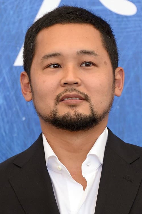 Yasushi Kawamura headshot