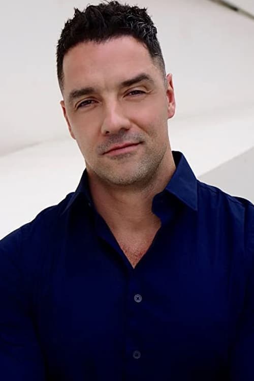 Joseph Izzo headshot