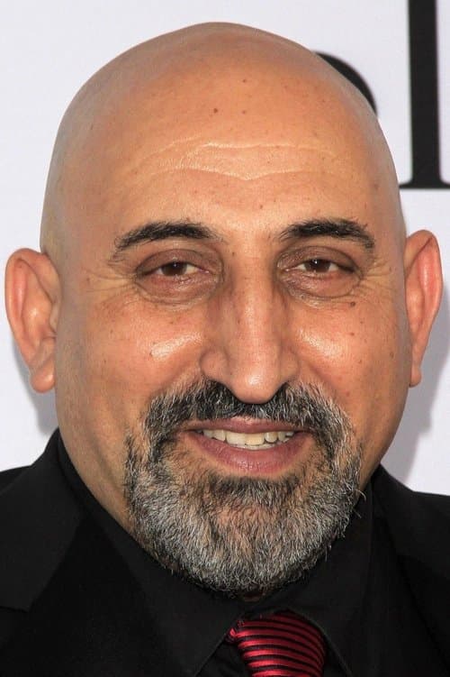 Marco Khan headshot