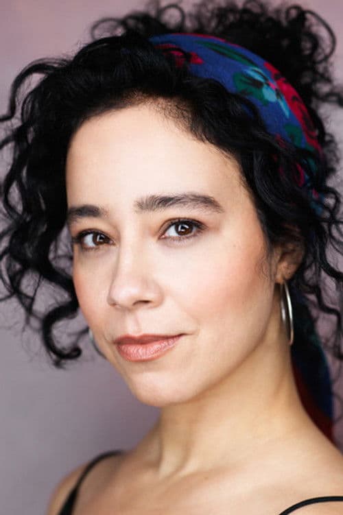 Veraalba Santa headshot