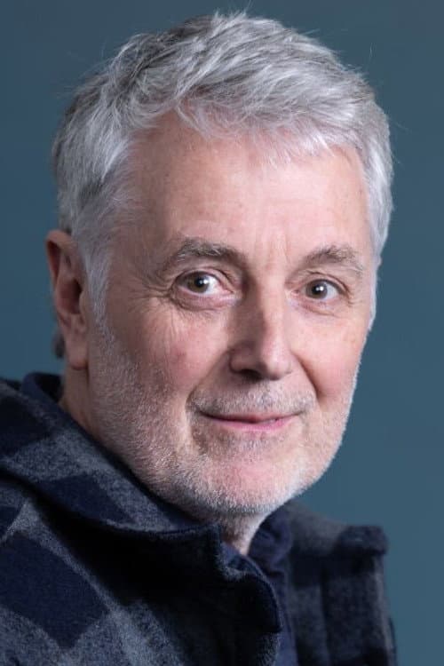 Daniel Lupi headshot