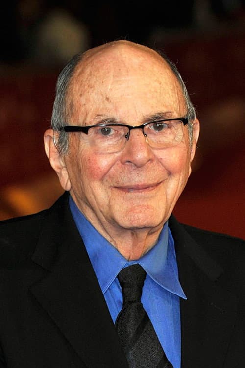 Stewart Stern headshot
