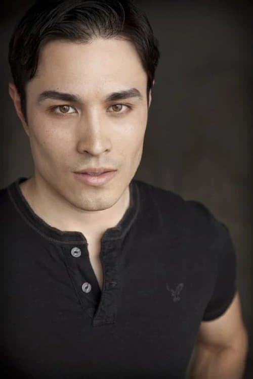Jamie Cho headshot