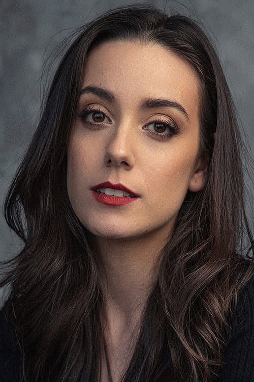 Antoniette Iesue headshot