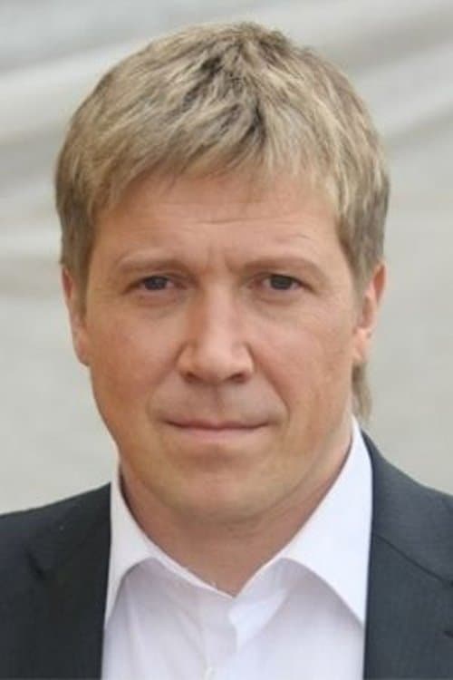 Aleksei Kravchenko headshot