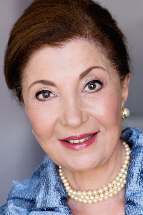 Irene DeBari headshot