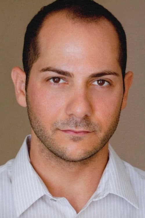 Tony von Halle headshot
