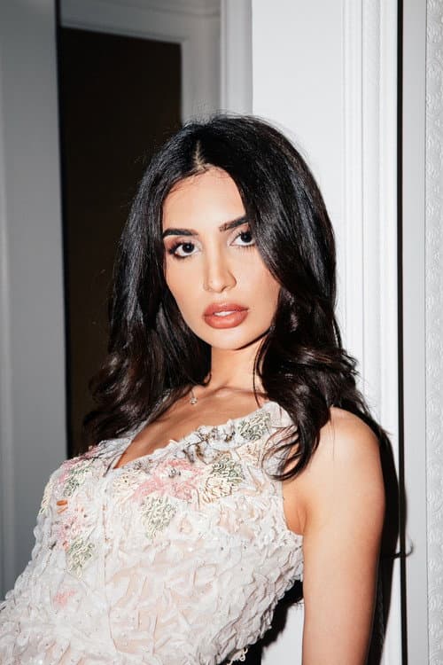 Priya Jain headshot