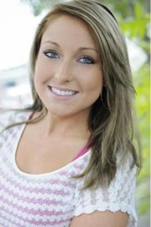 Emily Lopato headshot