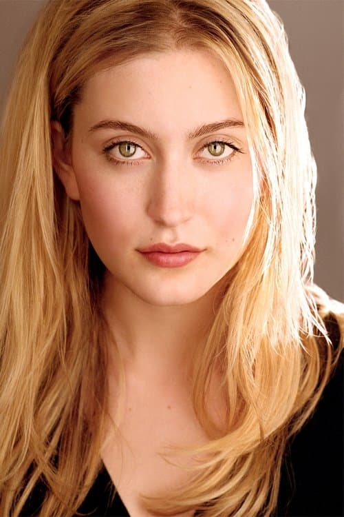 Olivia Macklin headshot