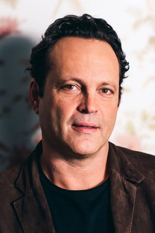 Vince Vaughn headshot