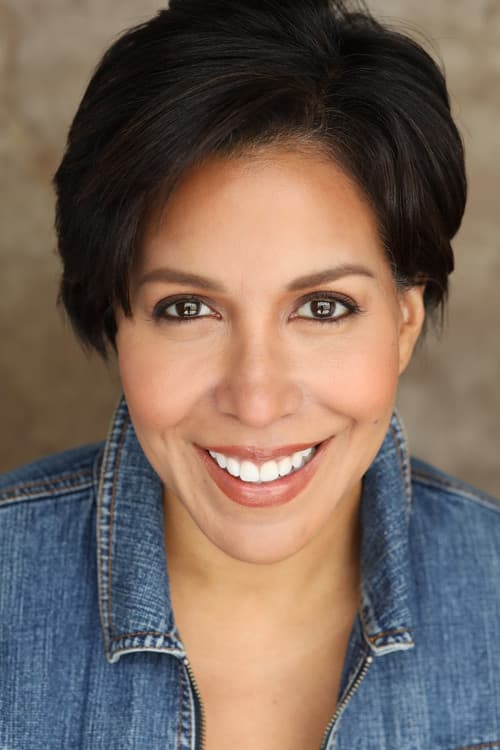 Ana Dela Cruz headshot