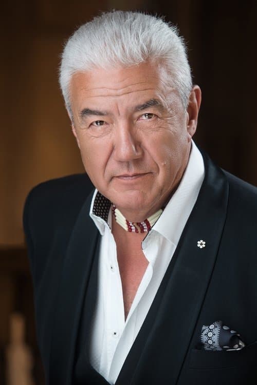 Tom Jackson headshot