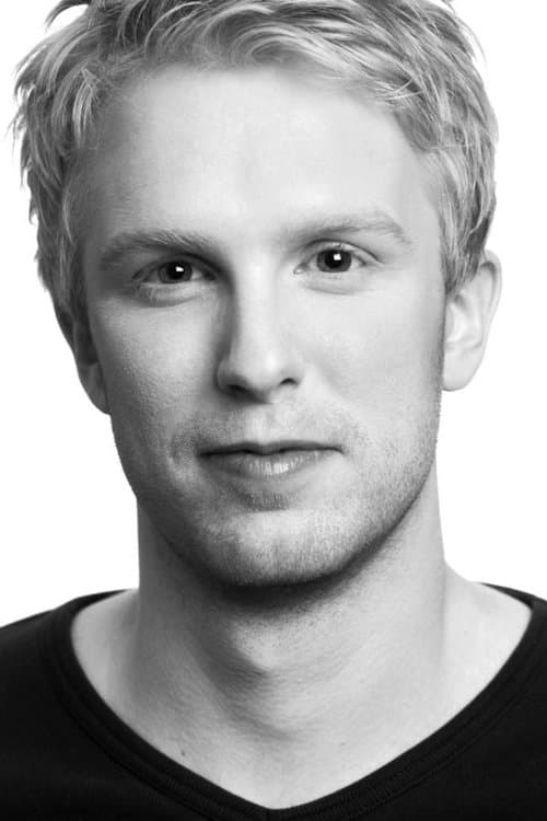 Michael Benz headshot
