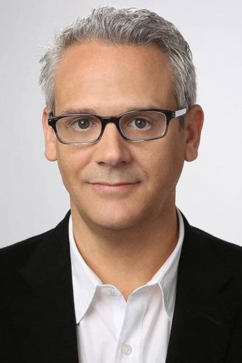 Sam Register headshot